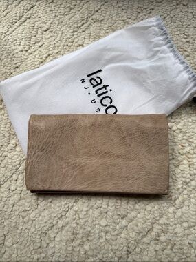 latico Neutral Mushroom Leather Long Wallet